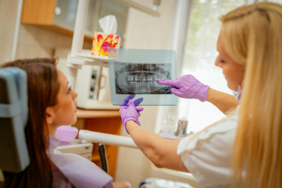 Co obejmuje radiologia stomatologiczna?